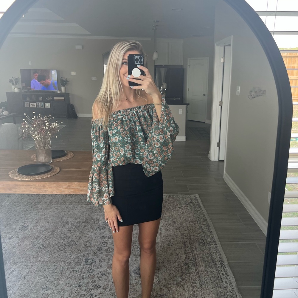 Green Floral Pink Lily Off-the-Shoulder Top